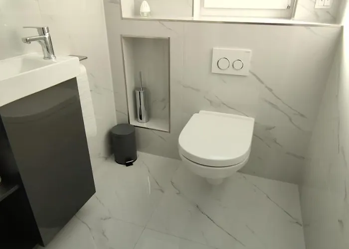 Neue Doppelhaushaelfte Mit Terrasse, Balkon Und Garten * Remscheid