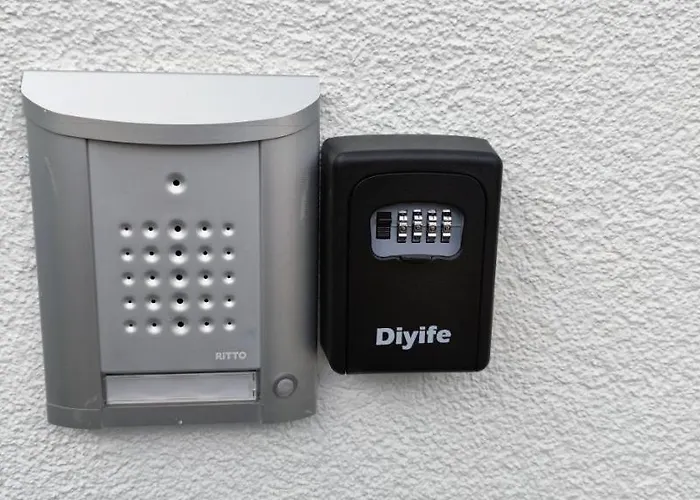 Neue Doppelhaushaelfte Mit Terrasse, Balkon Und Garten Apartamento *